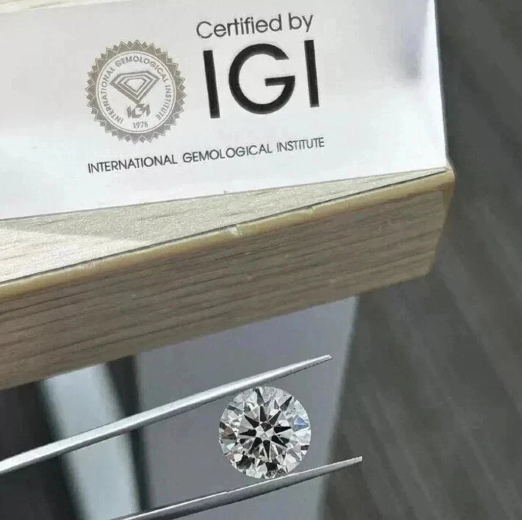 1.05 Carat Round VVS2 Color-D Ideal-Cut Diamond (IGI#671489260)