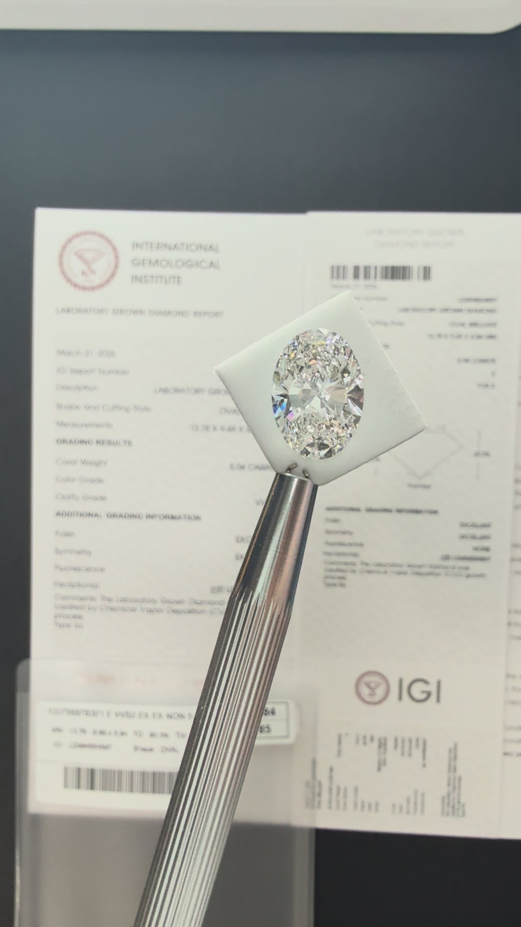5.04 Carat Oval VVS2 Color-E Diamond (IGI#694554597)