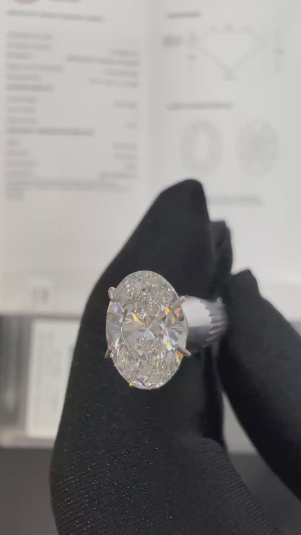 1.59 Carat Oval VVS2 Color-E Diamond (IGI#LG752562115)