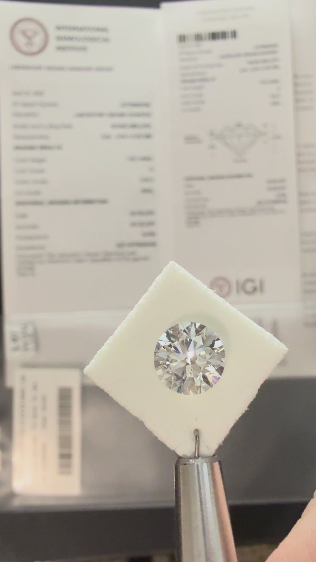 1.54 Carat Round VVS2 Color-D Ideal-Cut Diamond (IGI#713588352)