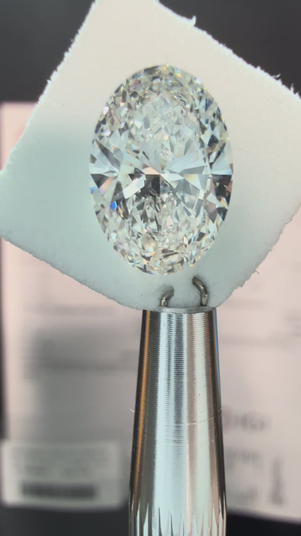 3.08 Carat Oval VVS2 Color-E Diamond (IGI#743564934)